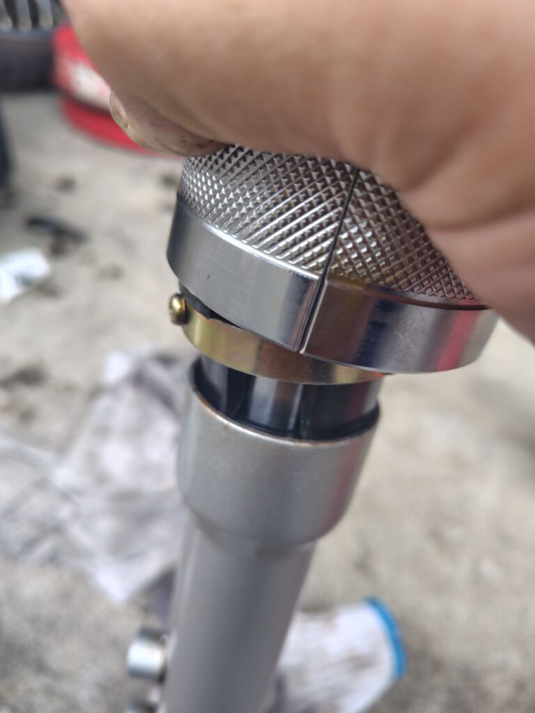 K90　フロントフォークオイル漏れ　オーバーホール