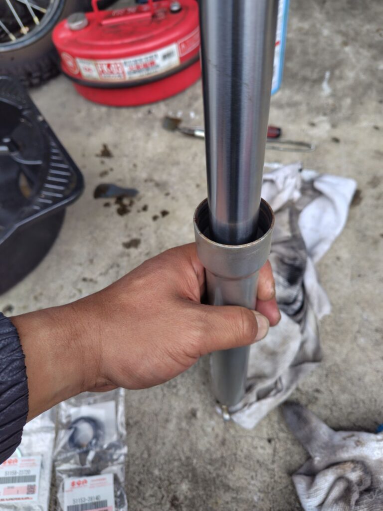 K90　フロントフォークオイル漏れ　オーバーホール