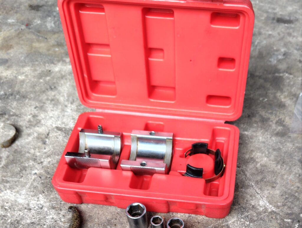 K90　フロントフォークオイル漏れ　オーバーホール